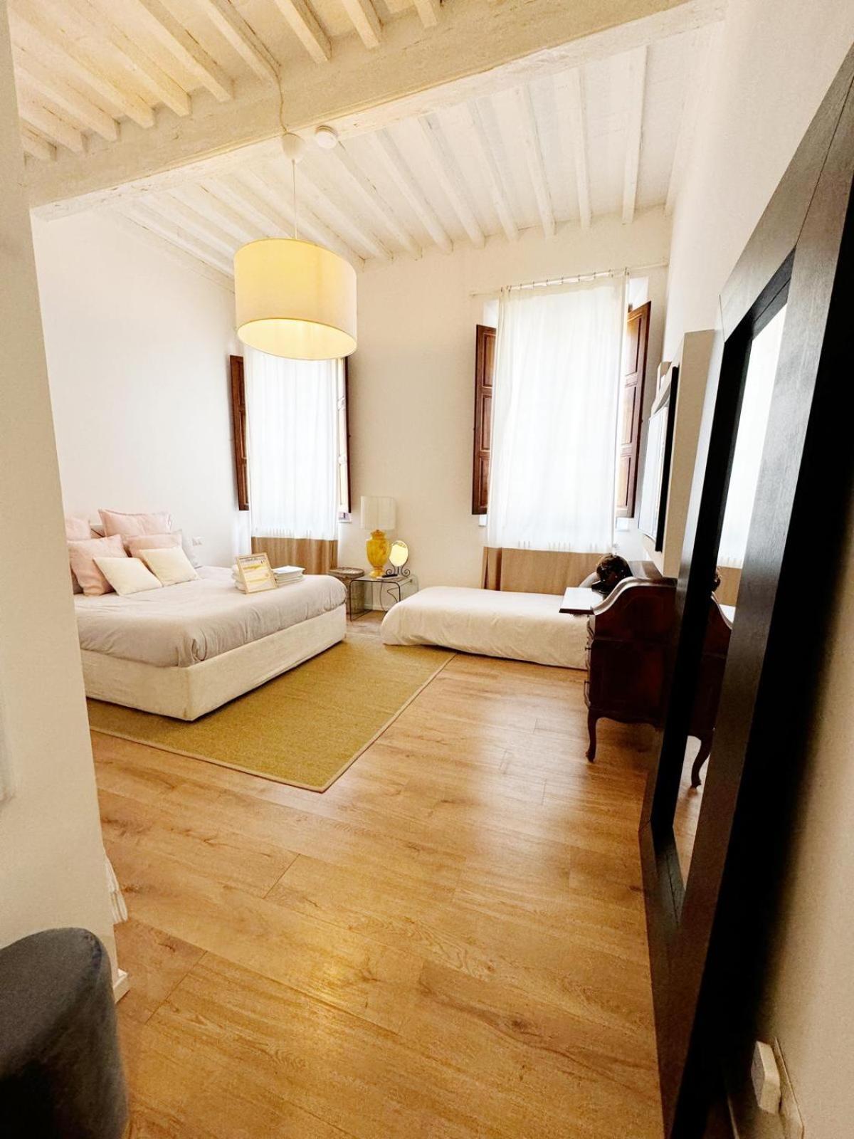 Boutique Room - Centro Storico 20 Min Da Firenze Empoli Extérieur photo